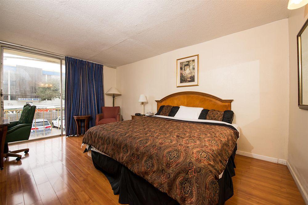 Otel Western 2*